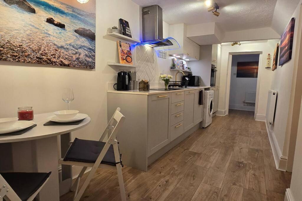 Welcome To The Beach House! Rhôs-on-Sea Eksteriør billede